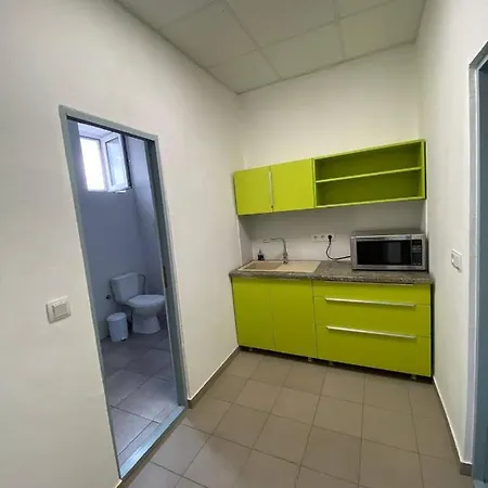 Kitchen * Moekatsjeve